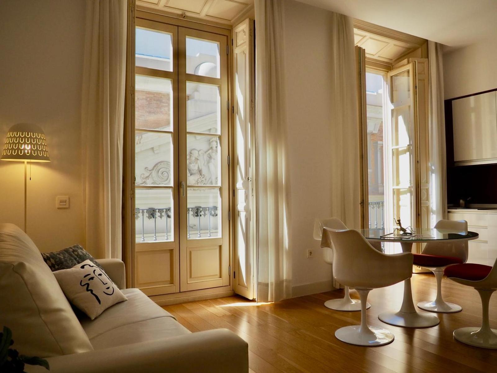 Hello Malaga Echegaray Premium Apartment Luaran gambar