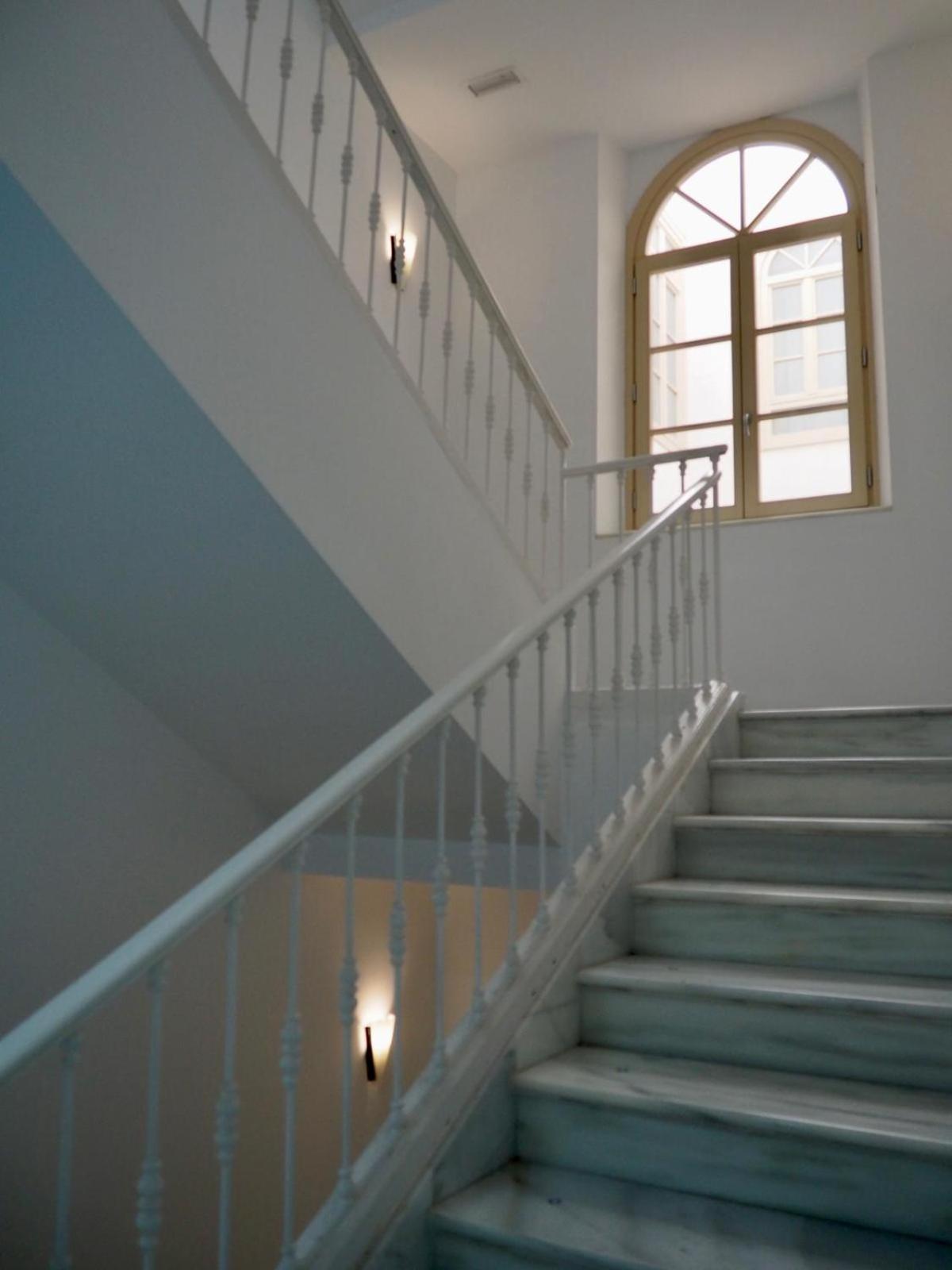 Hello Malaga Echegaray Premium Apartment Luaran gambar